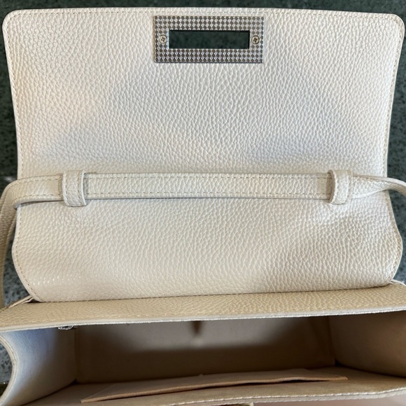 White House Black Market Floral Embroidered Adjustable Removable Shoulder Bag - Picture 6 of 7